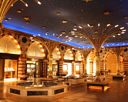 1280px-Dubai_Mall-Dubai3161
